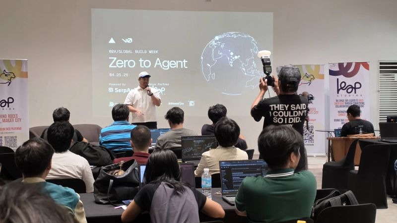 Marvin Barrios presenting at Zero to Agent Leap Studios